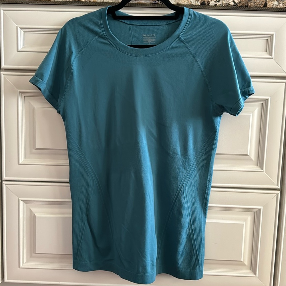 Athleta top
